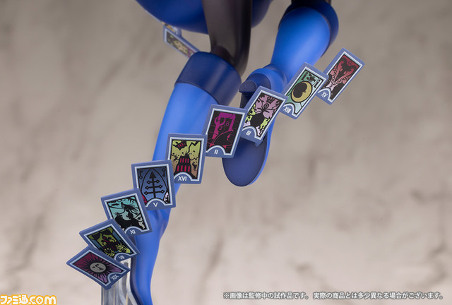 『ペルソナ3 リロード』エリザベスがフィギュア化。ペルソナ全書を手にこちらを見つめる姿で登場