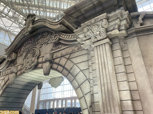 【グラブル】東京ビッグサイト・西ホールに君臨したスパバハの威容! 世界観にどっぷり浸れる“グラブルフェス2023”会場リポート