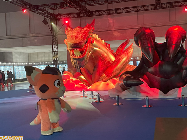 【グラブル】東京ビッグサイト・西ホールに君臨したスパバハの威容! 世界観にどっぷり浸れる“グラブルフェス2023”会場リポート