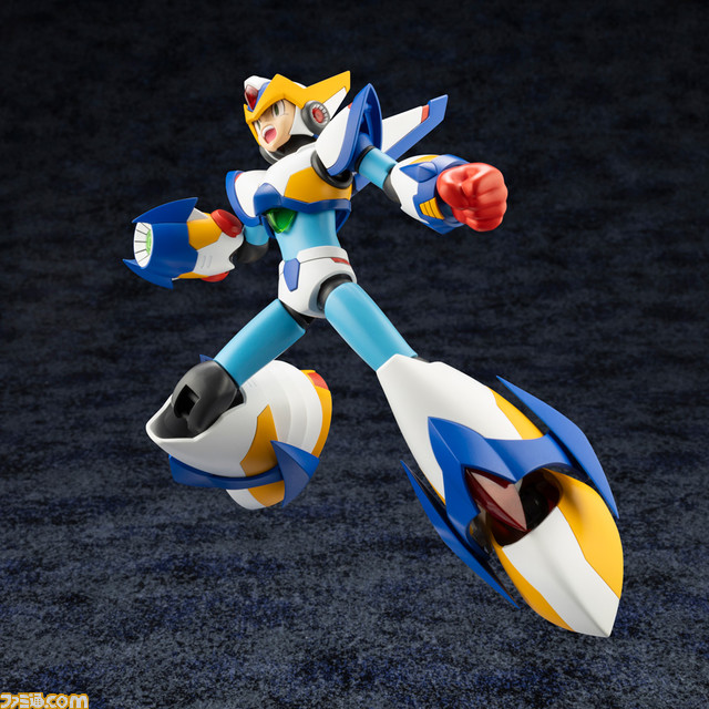 『ロックマンX』ファルコンアーマーの1/12スケールプラモデルが初登場。サーベル（別売り）を持たせると『X6』のギミックも再現できる