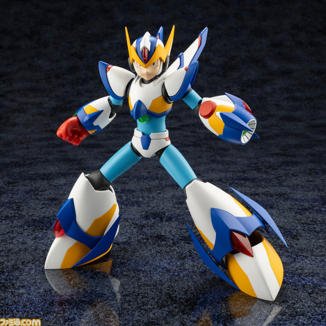 『ロックマンX』ファルコンアーマーの1/12スケールプラモデルが初登場。サーベル（別売り）を持たせると『X6』のギミックも再現できる