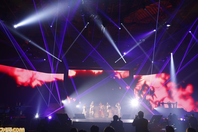 “グラブルフェス2023”10周年スペシャルショー＆ナイトパーティーリポート。声優陣&オフィシャルキャストによるパフォーマンスで最高の思い出をプレゼント。ホロライブとのコラボステージも