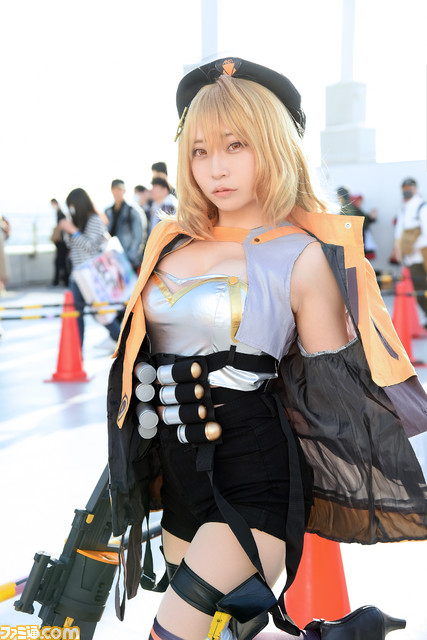 【コミケ2023冬】『NIKKE』『崩壊：スターレイル』『原神』から『ドラクエ4』女勇者まで！ コミケ103初日の会場を彩った美麗コスプレイヤーを撮り下ろし