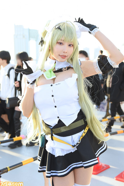 【コミケ2023冬】『NIKKE』『崩壊：スターレイル』『原神』から『ドラクエ4』女勇者まで！ コミケ103初日の会場を彩った美麗コスプレイヤーを撮り下ろし