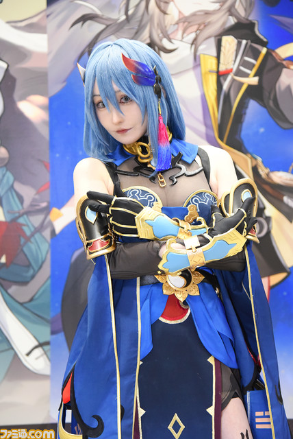 【コミケ2023冬】『NIKKE』『崩壊：スターレイル』『原神』から『ドラクエ4』女勇者まで！ コミケ103初日の会場を彩った美麗コスプレイヤーを撮り下ろし