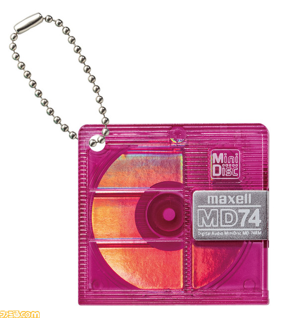 1990年代に流行した“MD”がガシャポンに登場。懐かしきオーディオ用の録音＆再生媒体が精巧なミニチュアチャームに