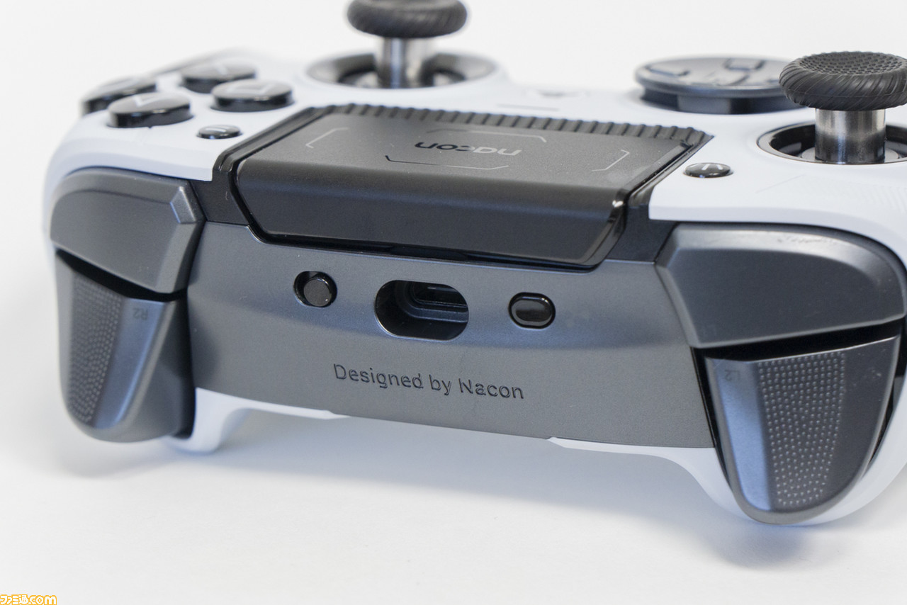 PS5/PS4/PC用コントローラー“NACON REVOLUTION 5 PRO”レビュー