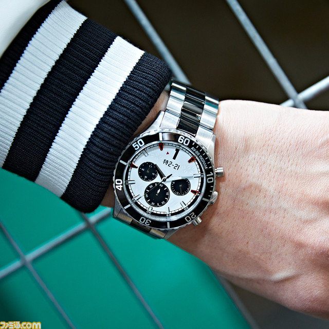 『機動警察パトレイバー』篠原遊馬の私服モチーフのスタジャンが登場。イングラム1号機をイメージした腕時計、長財布とともに予約開始