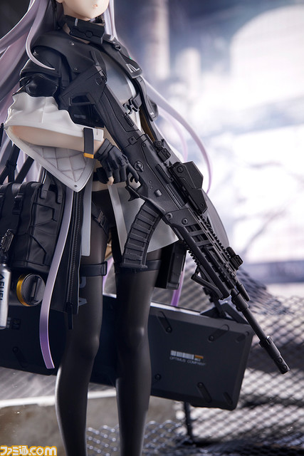 『ドルフロ』AK-Alfaの1/7スケールフィギュアが12月に発売。3Dクリスタルセットがエビテンで予約受付中