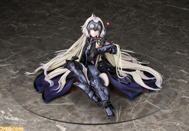 アヴェンジャー／ジャンヌ・ダルク〔オルタ〕　うたかたの夢Ver.