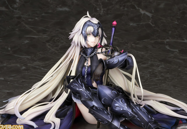 アヴェンジャー／ジャンヌ・ダルク〔オルタ〕　うたかたの夢Ver.