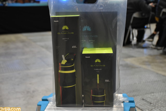 【ゲーミング魔法瓶】倒れぬ、こぼれぬ、邪魔をせぬ。「ゲームしながらドリンクを飲むためのタンブラー&ボトル」を追求したピーコック魔法瓶の本気