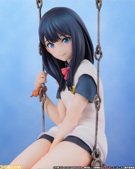 【壁にも飾れる】映画『グリッドマン ユニバース』宝多六花の1/7スケールフィギュアが2025年1月に発売。可愛らしい表情、ブランコに乗った姿を再現