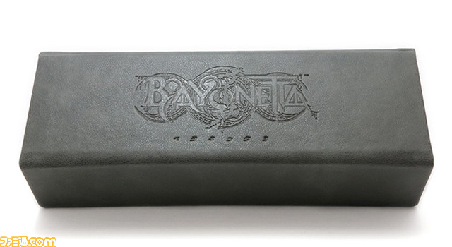 『ベヨネッタ3』ベヨネッタのメガネを再現したメガネフレームが登場。度付きレンズ、度なしレンズを追加注文可能