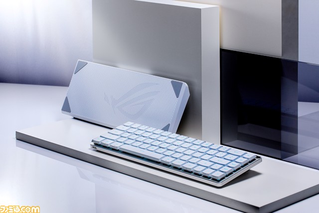 ROG新作ゲーミングキーボード『ROG Falchion RX Low Profile』3月8日発売。ブランド初のロープロファイルスイッチ、トライモード接続機能が搭載