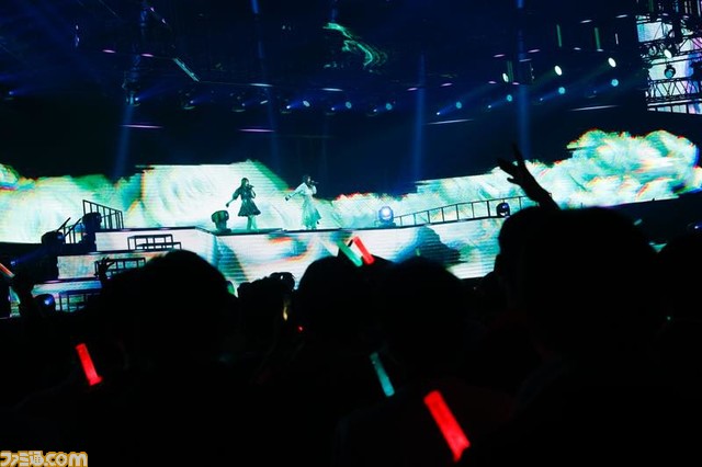 『シャニマス』6thライブ大阪公演1日目リポート。DJめぐるとアイドルたちによるノンストップメドレーなど新しい試みが満載！ 春の訪れを祝うカーニバルのような盛り上がりに