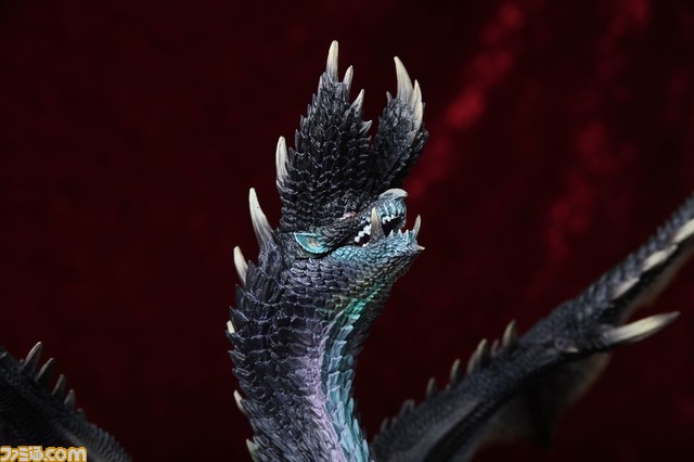 『モンスターハンター』20周年記念。全高33.5センチ! ド迫力のアルバトリオンフィギュアが当たるプレゼント企画を実施中