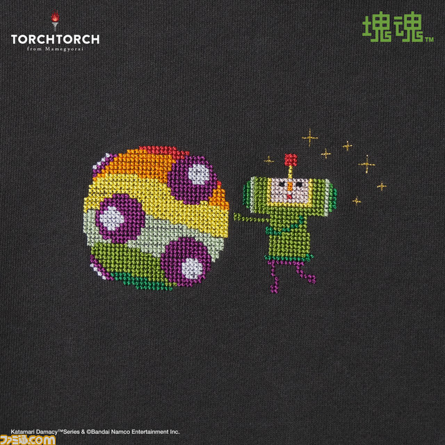 『塊魂』コラボアパレルが発売。せっせと塊を転がす王子を刺繍したパーカーをはじめ、王子やミソのまなざしがかわいいキャップがラインアップ