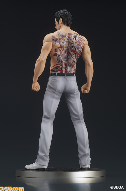 『龍が如く』“堂島の龍”桐生一馬がスタチューフィギュア化。象徴的な“応龍”の刺青や威風堂々とした姿から伝説の極道たるオーラがあふれ出す