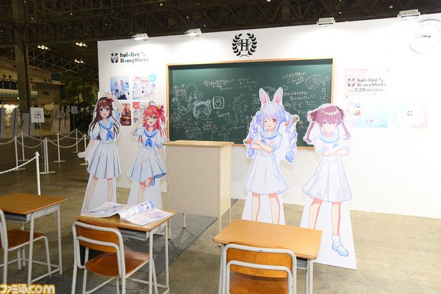 【ホロライブEXPO2024】全ブースの写真リポート。ホロサマ2023やほろはにヶ丘高校などの展示物を一挙紹介。これを見れば網羅できる！【随時更新】