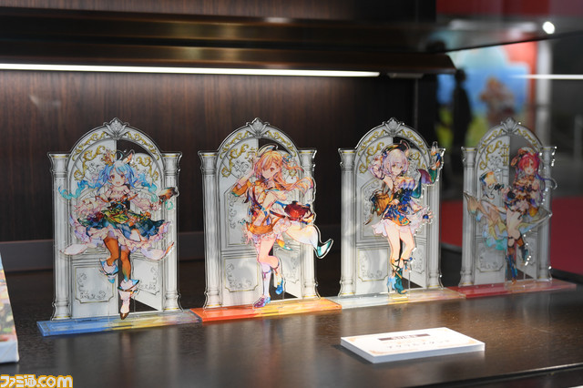 【ホロライブEXPO2024】全ブースの写真リポート。ホロサマ2023やほろはにヶ丘高校などの展示物を一挙紹介。これを見れば網羅できる！【随時更新】