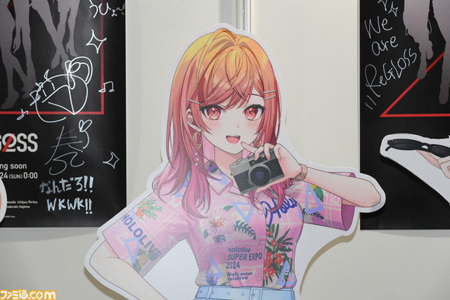 【ホロライブEXPO2024】全ブースの写真リポート。ホロサマ2023やほろはにヶ丘高校などの展示物を一挙紹介。これを見れば網羅できる！【随時更新】