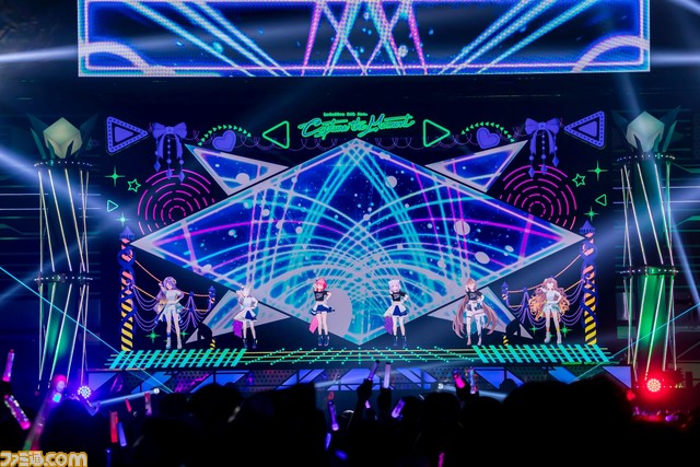 【ホロライブ5th fes.】元イノナカペアが再びステージへ！ ステージ3ライブリポート。盛大に転ぶラプ様に笑い、すいちゃんがあずきちへ向けて書いた手紙に感泣。笑いあり涙ありのライブがここに！