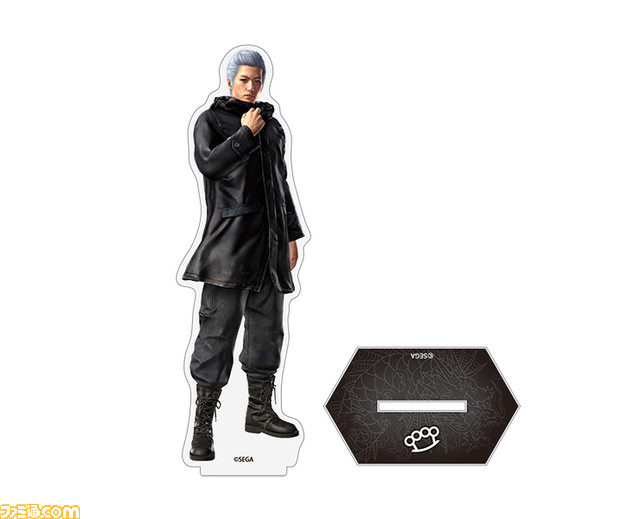 『龍が如く8』桐生一馬や春日一番とお揃いのTシャツやパーティメンバーたちのアクスタが登場。ハワイアンズとのコラボグッズがセガストアで発売