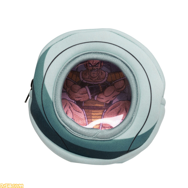 『ドラゴンボール』サイヤ人の宇宙船がポーチに。太陽拳がモチーフのグッズも登場。光を反射するTシャツとキーホルダー