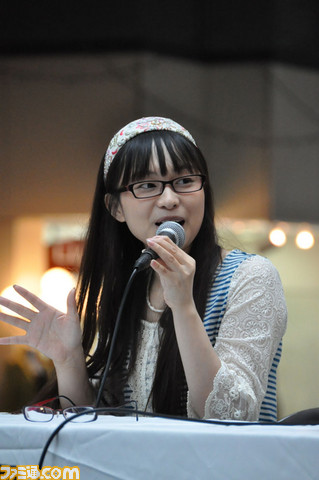 マチ アソビ メガネっ娘の今井麻美と森谷里美が 眼鏡なカノジョ トークイベントを開催 関連スクリーンショット 写真画像