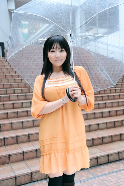 ゆかな 生まれてきたことの爪痕を残すために ファミ通 Com ゆかな 生まれてきたことの爪痕を残すために ファミ通 Com