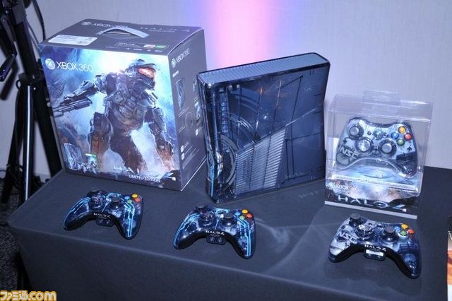 米国からフランク・オコナー氏も駆けつけた『Halo 4』前夜祭リポート 麒麟やフルーツポンチら人気タレントも祝福!_02