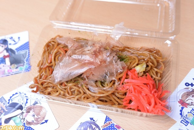 艦娘たちと夏を満喫! “『艦これ』×一番カフェ「秋葉原泊地」 艦娘だらけの海の家”内覧会リポート_02