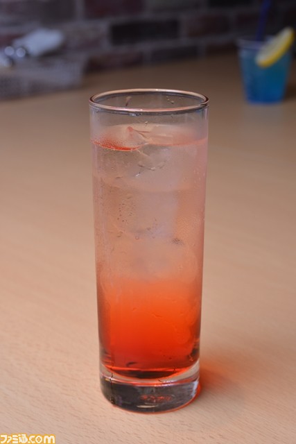 艦娘たちと夏を満喫! “『艦これ』×一番カフェ「秋葉原泊地」 艦娘だらけの海の家”内覧会リポート_15