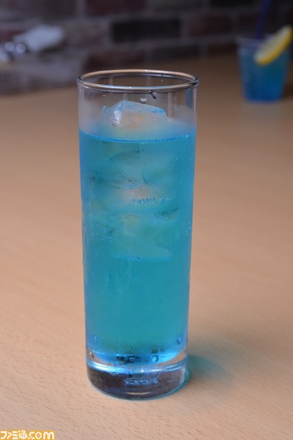 艦娘たちと夏を満喫! “『艦これ』×一番カフェ「秋葉原泊地」 艦娘だらけの海の家”内覧会リポート_17