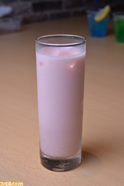 艦娘たちと夏を満喫! “『艦これ』×一番カフェ「秋葉原泊地」 艦娘だらけの海の家”内覧会リポート_19