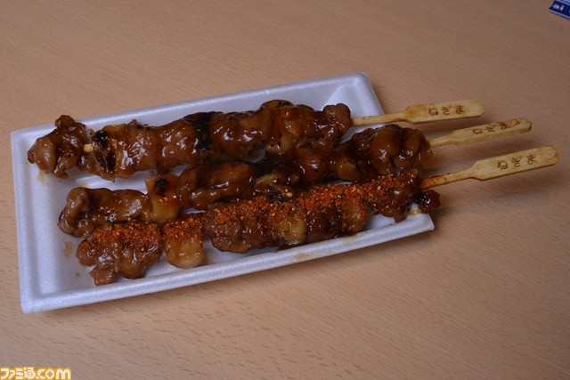 艦娘たちと夏を満喫! “『艦これ』×一番カフェ「秋葉原泊地」 艦娘だらけの海の家”内覧会リポート_03