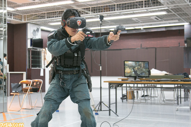元特殊部隊員がバックパック型PC『VR One』でFPSをプレイ! 元プロの戦士に戦いかたとVRの未来を訊いた_05