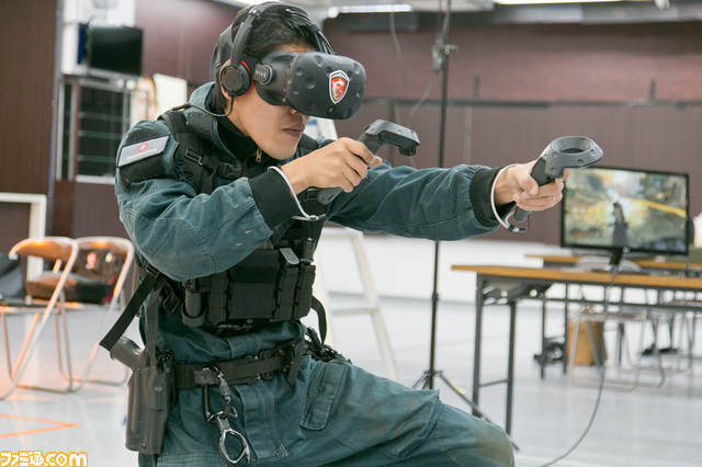 元特殊部隊員がバックパック型PC『VR One』でFPSをプレイ! 元プロの戦士に戦いかたとVRの未来を訊いた_01