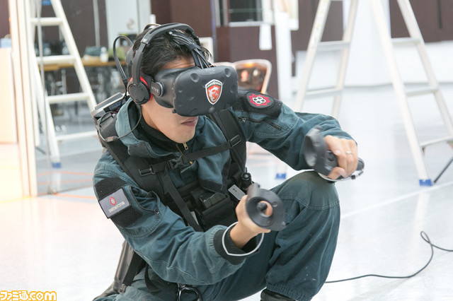 元特殊部隊員がバックパック型PC『VR One』でFPSをプレイ! 元プロの戦士に戦いかたとVRの未来を訊いた_02