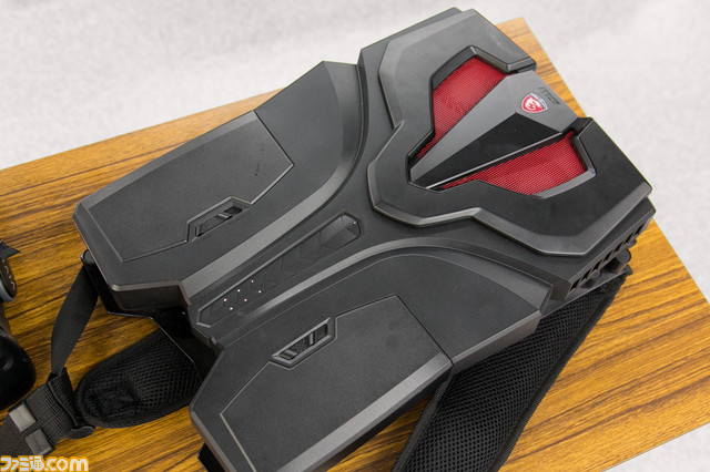 元特殊部隊員がバックパック型PC『VR One』でFPSをプレイ! 元プロの戦士に戦いかたとVRの未来を訊いた_04