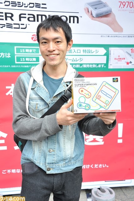 ミニスーファミがついに発売! ビックカメラ 有楽町店には1000人以上が詰めかけた!!【ミニスーファミ発売日リポート】_14