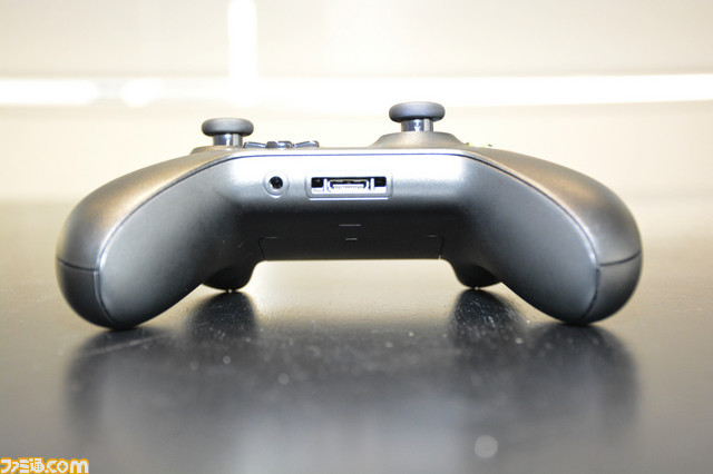 Xbox One Xの製品版が編集部に到着! さっそく本体構成をチェックしてみた!!_22