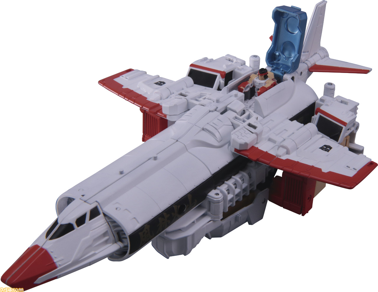 トランスフォーマーが『ストリートファイターII』のファイターたちに変形!_29