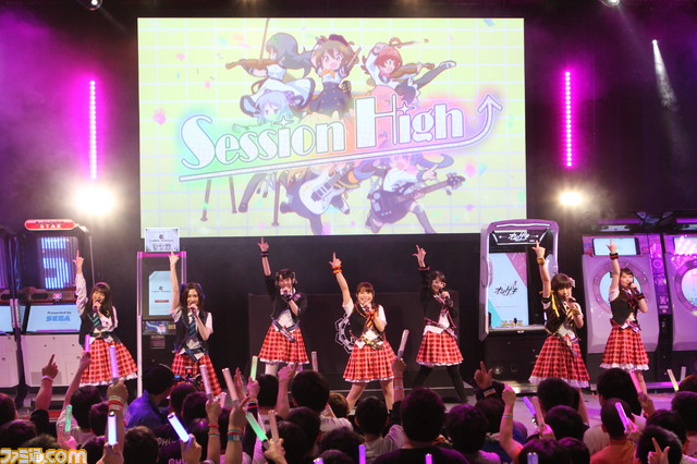 『オンゲキ』シューターズが初ステージ! 多彩なアーティストたちが熱演を繰り広げた“セガ音ゲーライブ”リポート【JAEPO 2018】_11