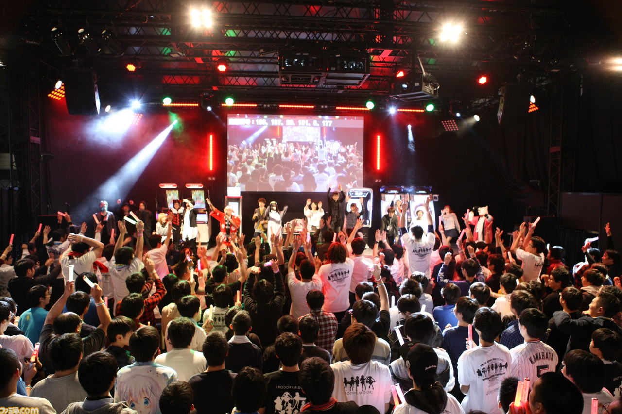 『オンゲキ』シューターズが初ステージ! 多彩なアーティストたちが熱演を繰り広げた“セガ音ゲーライブ”リポート【JAEPO 2018】_01