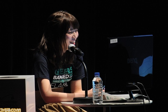 「ざっこwww」 笑顔と煽りが溢れるアイコンらしい誕生日イベント! “『青木瑠璃子のI have Controller』バースデー社員総会”リポート_07