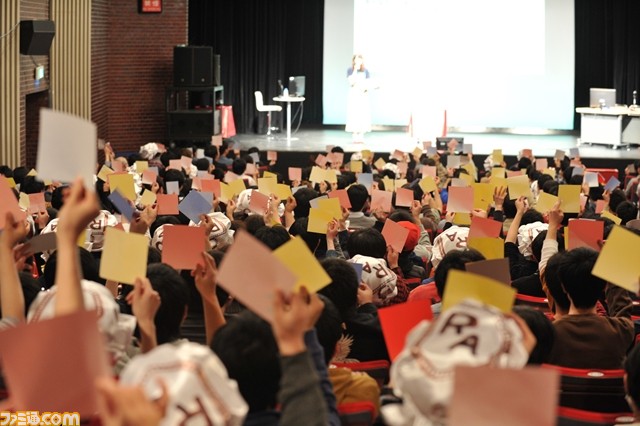 「ざっこwww」 笑顔と煽りが溢れるアイコンらしい誕生日イベント! “『青木瑠璃子のI have Controller』バースデー社員総会”リポート_10