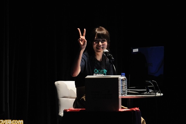 「ざっこwww」 笑顔と煽りが溢れるアイコンらしい誕生日イベント! “『青木瑠璃子のI have Controller』バースデー社員総会”リポート_19