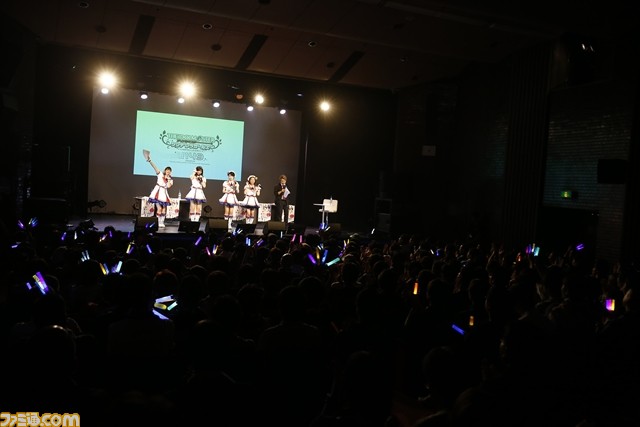 『ドレミファクトリー!』のライブ初披露も! 『アイドルマスター シンデレラガールズ U149』コミックス3巻特別版発売記念イベントリポート_03